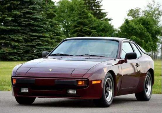 1987年保时捷944行驶里程不足6k 是一辆昂贵的时光车