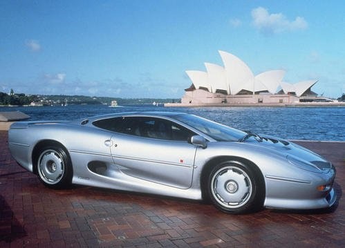 谁会给这台漂亮的捷豹XJ220一个新家呢