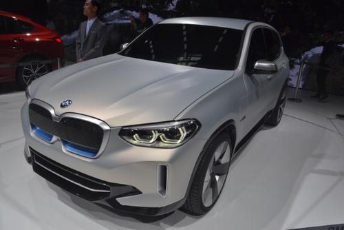 BMW iX3的精美新车轮帮助其续航6英里