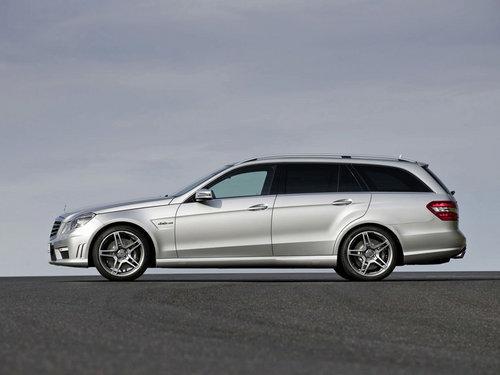 Mercedes-AMG E63改款泄漏的水平尾灯看上去偏光