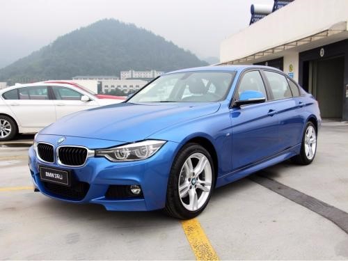 BMW 3系车惊艳亮相更多动力自拍