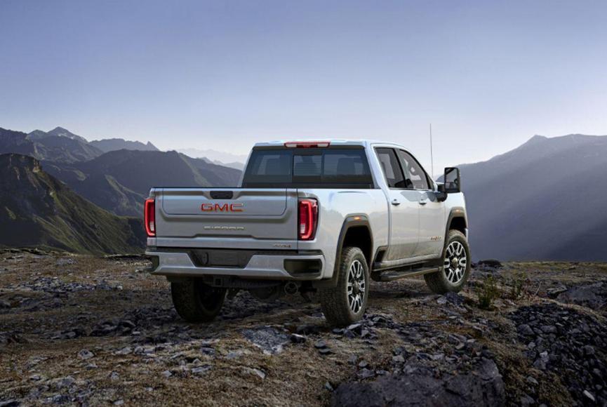 2020 GMC Sierra HD各方面都更大和更大胆