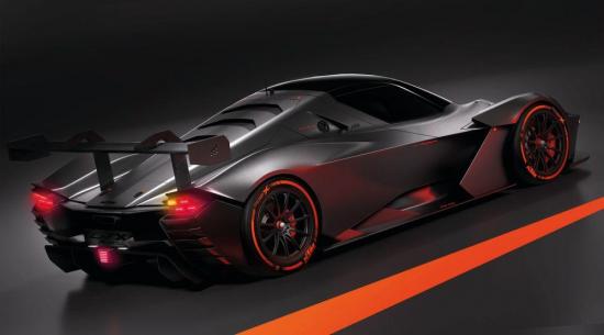 KTM X-Bow GTX是一款600马力的GT2赛车手，配备奥迪五缸赛车