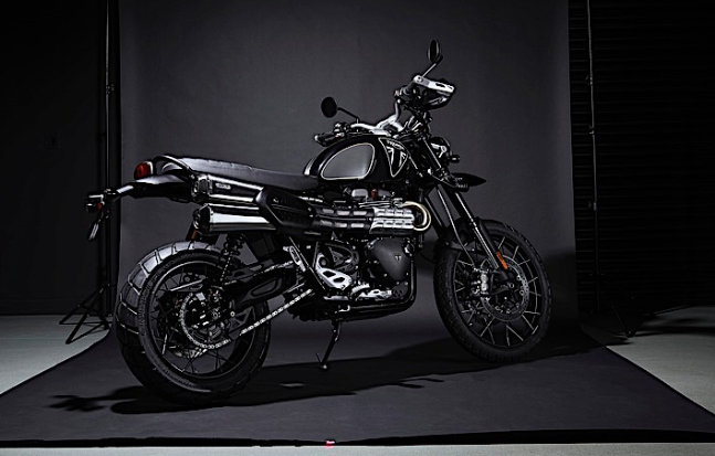 Triumph Scrambler 1200成为第一款正式的James Bond摩托车