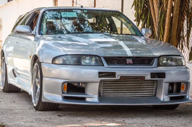 日产Skyline GT-R售价为$ 85,00元