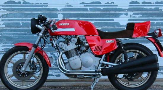 有人为“摩托车的法拉利”支付了10万美元，即这款MV Agusta 850SS