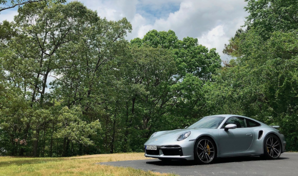 2021保时捷911 Turbo S以兆瓦性能震撼我们