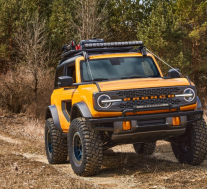 2021福特 Bronco Rocks手动变速器，37英寸BFG轮胎