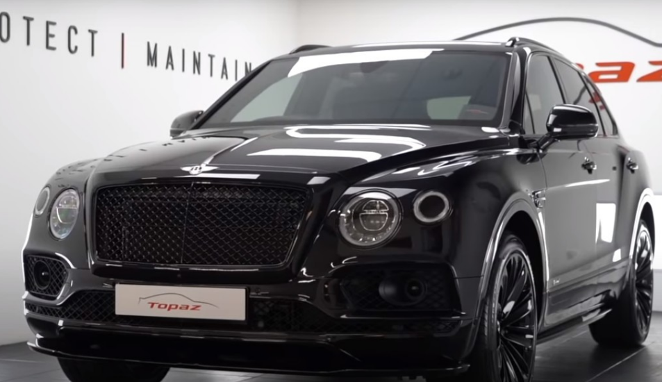 Bentley Bentayga Speed的油漆保护过程