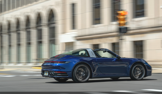 首次驾驶回顾：2021年保时捷911 Targa 4