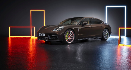 2021保时捷Panamera Turbo S 2.9秒0-60 MPH