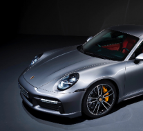 保时捷911 Turbo Slantnose展现沉重的复古外观