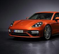 2020年保时捷Panamera带来621bhp Turbo S