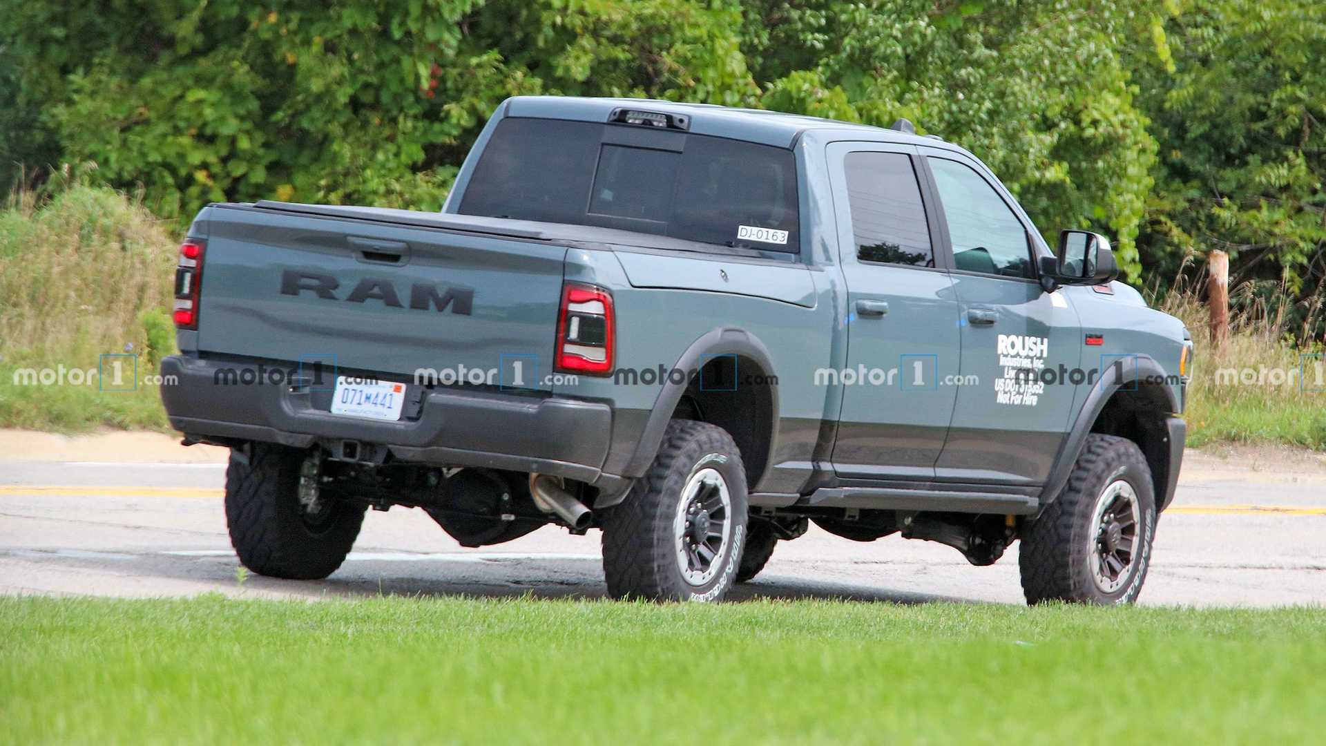 2021 Ram 2500 Power Wagon 75周年纪念版Spied Testing