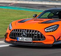 梅赛德斯-AMG GT 黑色系列前往澳大利亚的上限为28辆，售价为AU $ 769,900