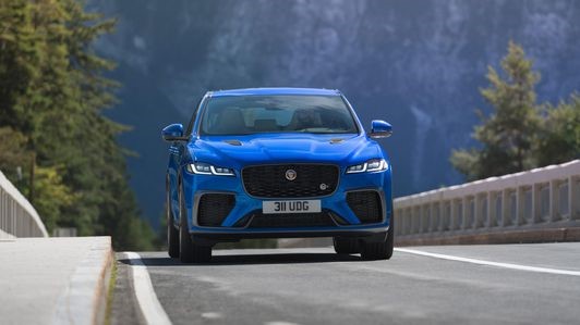 2021捷豹F-Pace SVR获得更有活力的外观和更高的最高速度