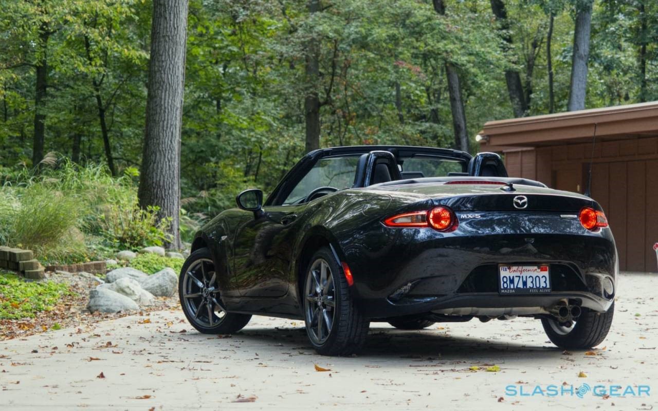 2021年马自达MX-5 Miata：定价和装饰水平